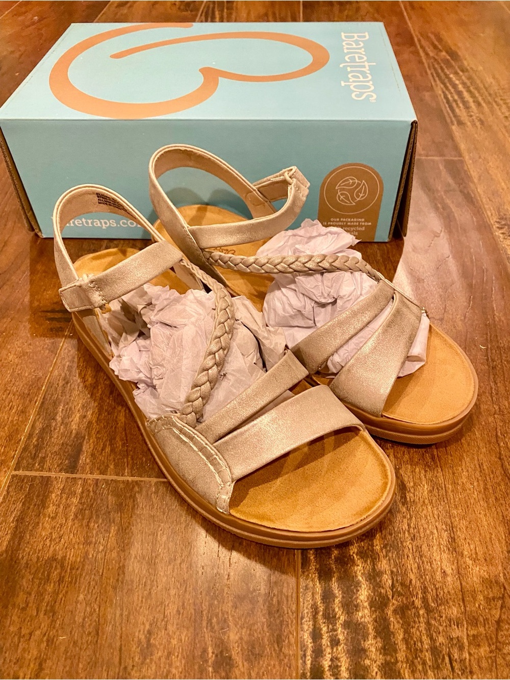 NWT Baretraps Flicka Metallic Champagne Tan Braided Strap Women's Sandals 8.5